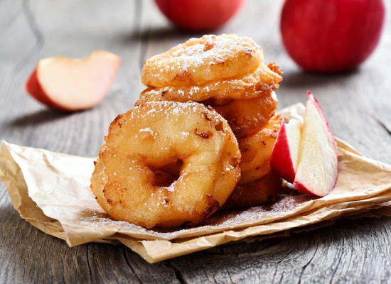 Smiths Food and Beverage Southern Apple Fritters Rings Hero 01
